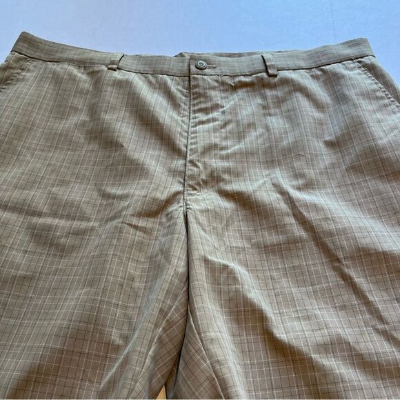 PGA Tour Men's Shorts Tan with cream stripe, Size 38 - Picture 5 of 8